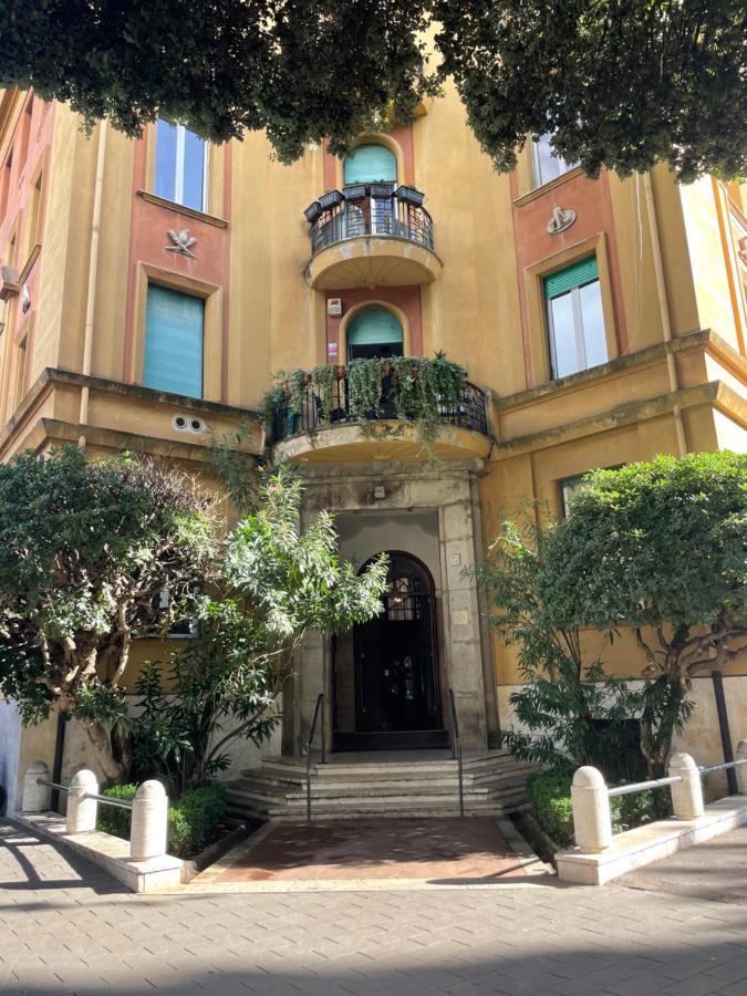 Montezebio Boutique Apartment โรม ภายนอก รูปภาพ